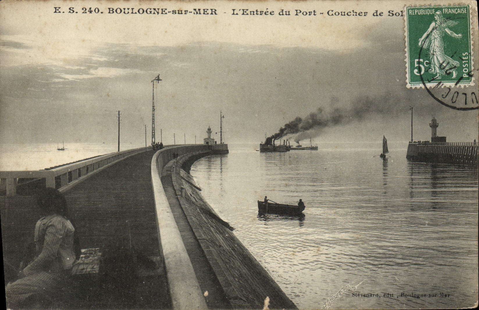 BOULOGNE-sur-MER — L'Entrée du Port — Couche de Soleil — Stevenard, édit. Boulogne-sur-Mer