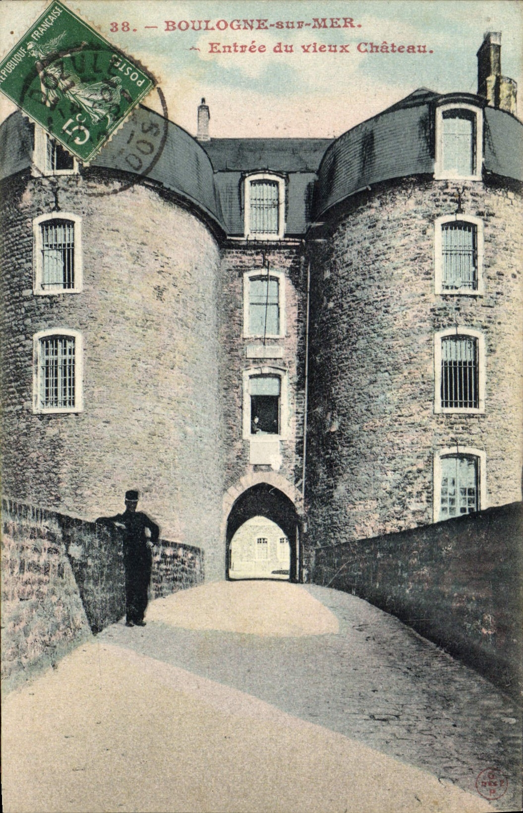 Boulogne-sur-Mer — Eingang zum alten Schloss — Paulin & Cie, n°38