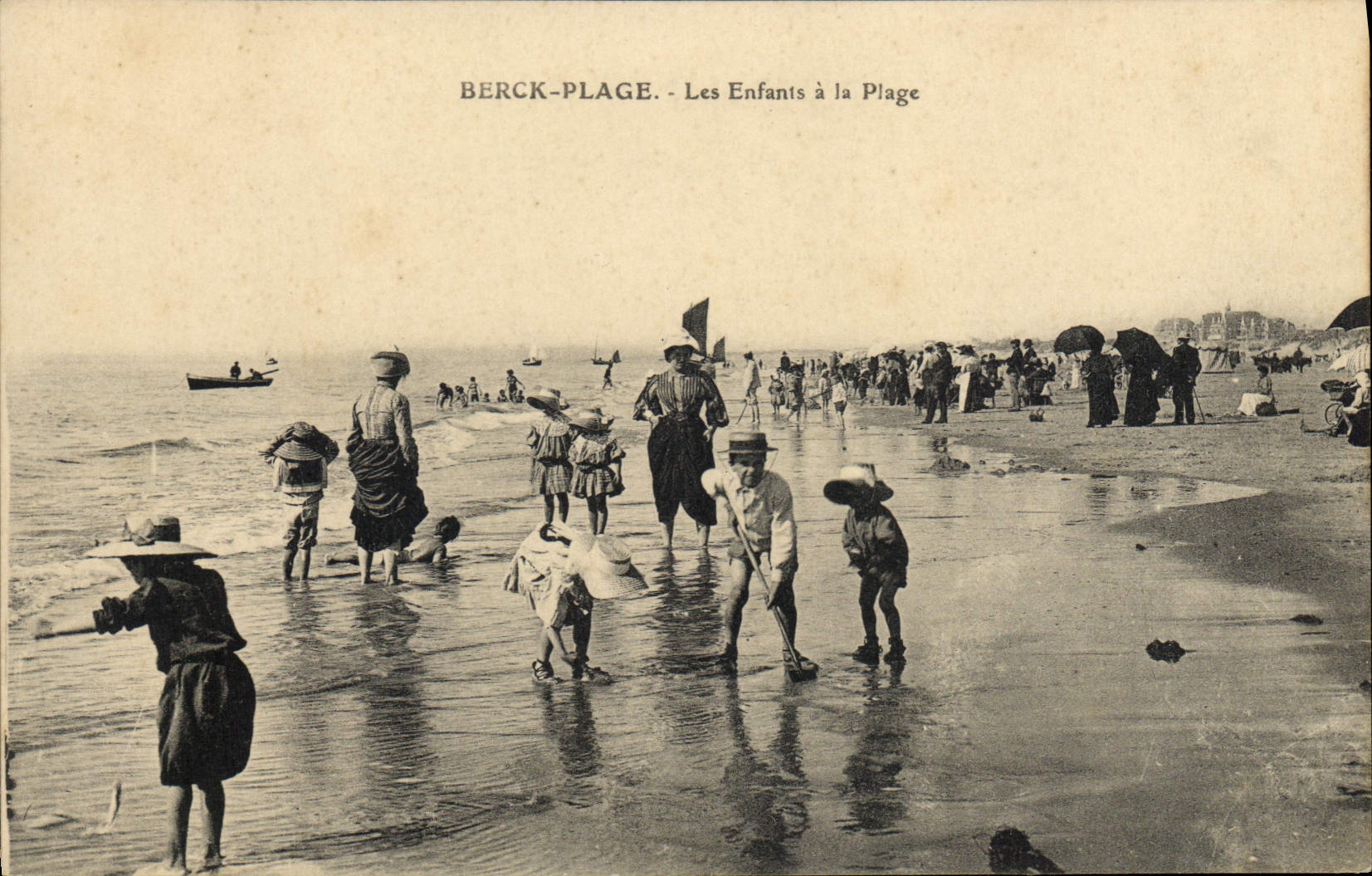 Berck-Plage - Les Enfants à la Plage — éditeur L. Cartisian & Cie, Marseille