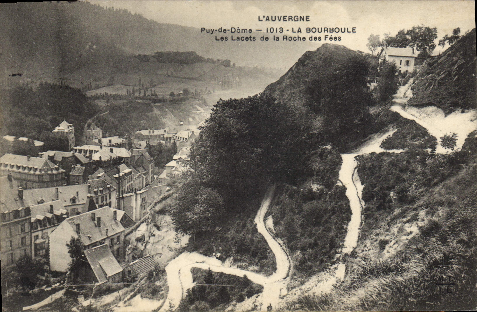 Puy-de-Dôme — Les Lacets de la Roche des Fées — L'Auvergne