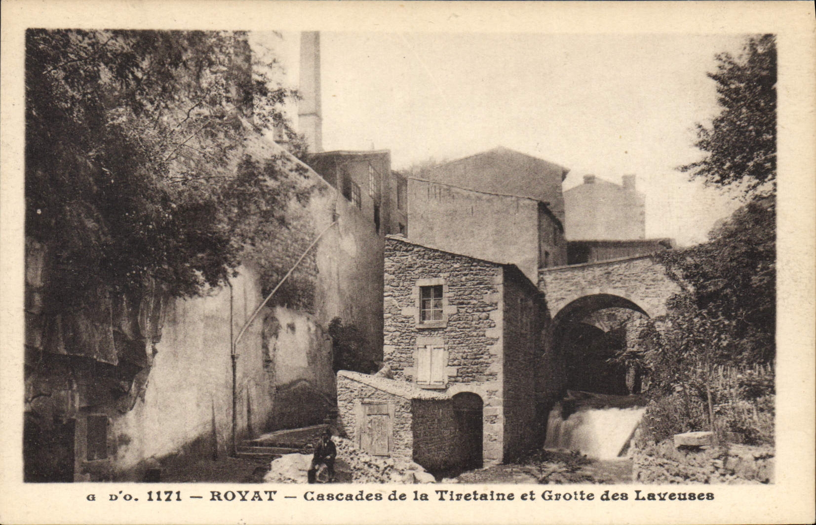 Royat — Cascades de la Tiretaine et Grotte des Layeuses — G. d'O. 1171