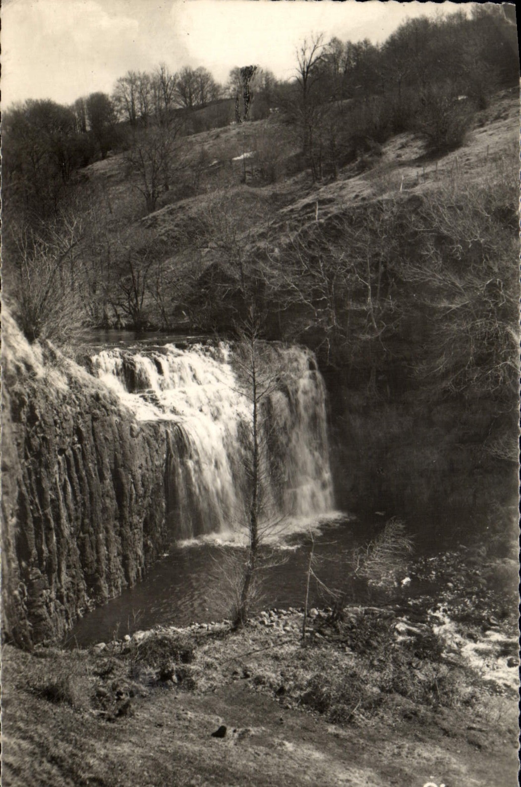 Cascade of the Bois de Chaux — Egliseneuve-d'Entraigues (P.-de-D.) — Photographer Mason