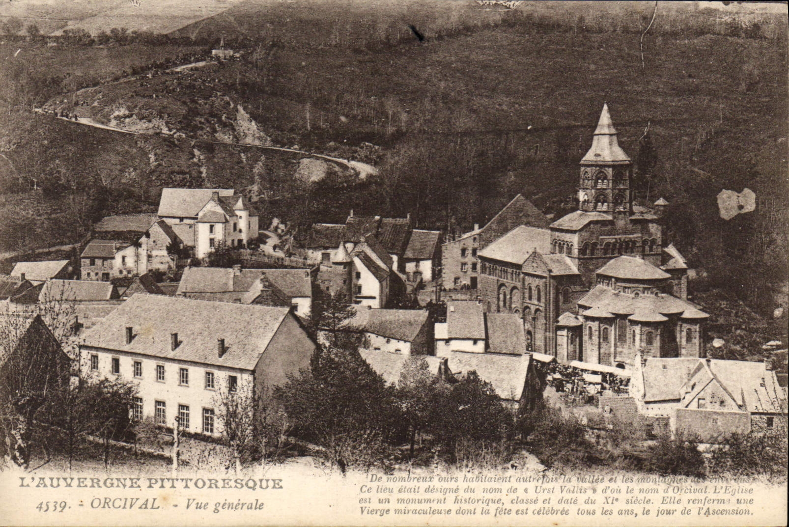 Orcival — General View — L'Auvergne pittoresque, n°4539