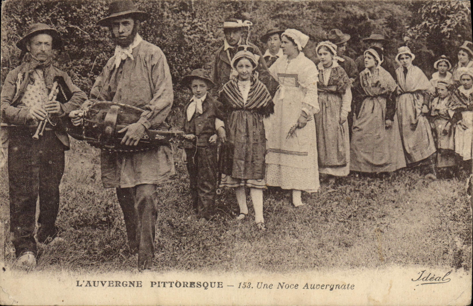 L'Auvergne Pittoresque — 153. Une Noce Auvergnate — Idéal