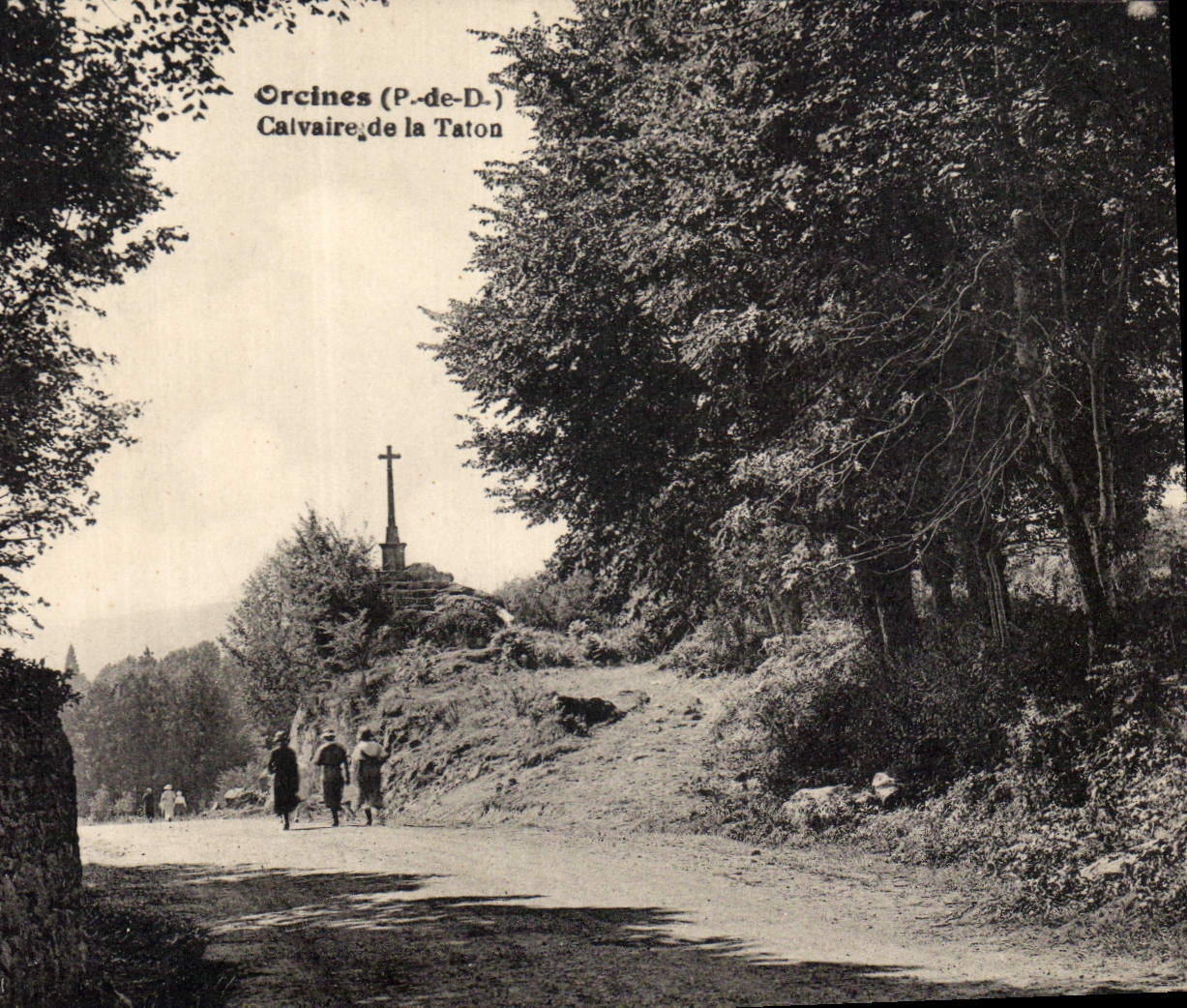 Orcines (P.-de-D.) — Calvary of the Taton — unidentified publisher