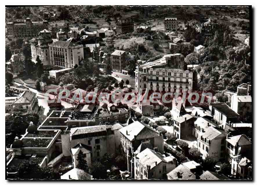 Châtel-Guyon — Vue aérienne du village, du grand hôtel et de l'hôtel du Parc — Édition LAPLE