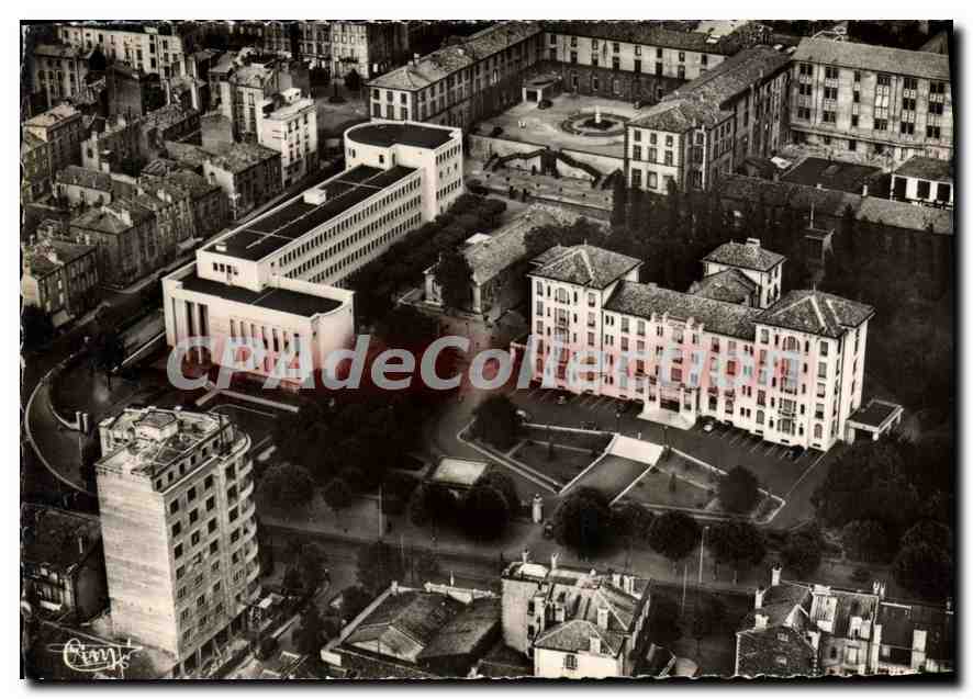 CPSM Clermont Ferrand P de D vue aerienne sur la Polyclinique la faculte de Medecine et de Pharmacie