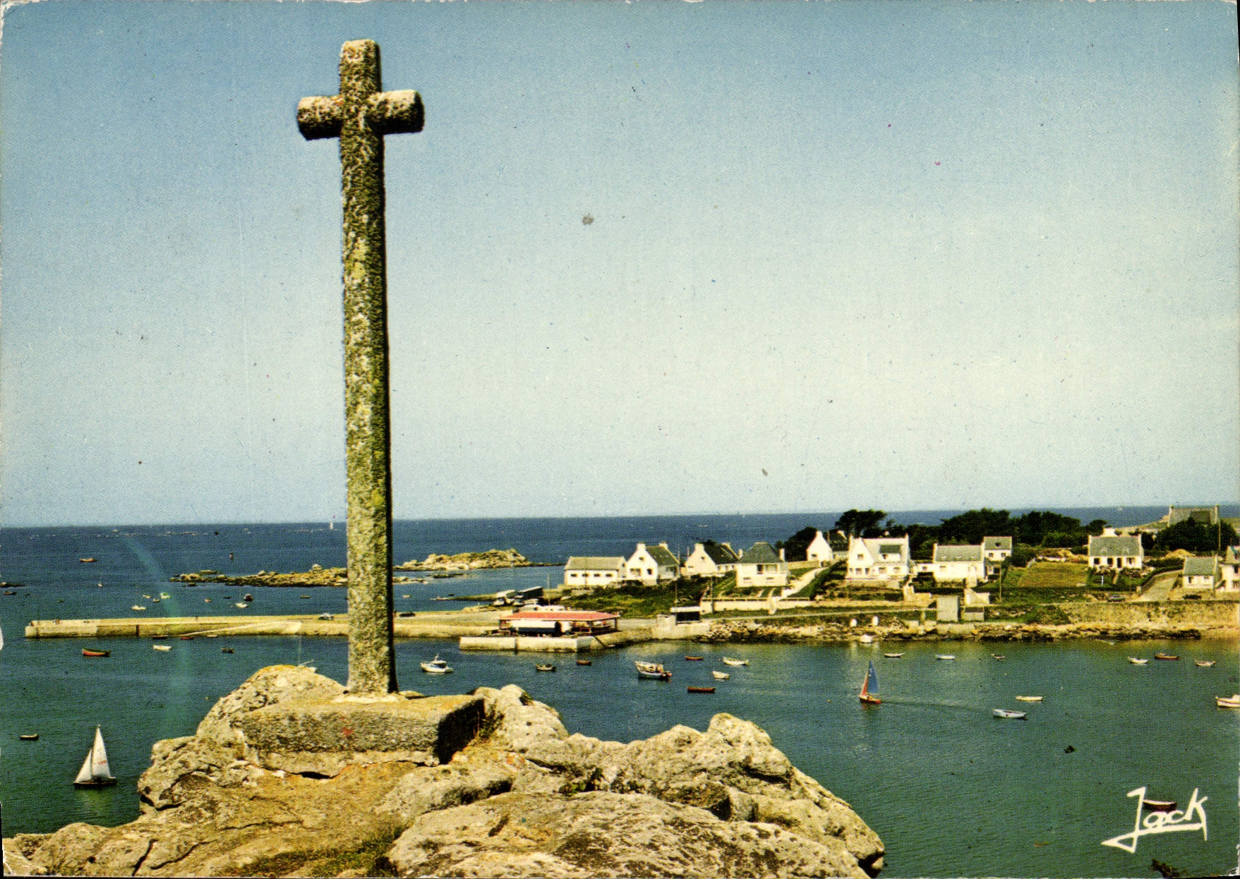 CPSM Couleur De Bretagne Portsall Le Port De La Pointe de Guiliguy 