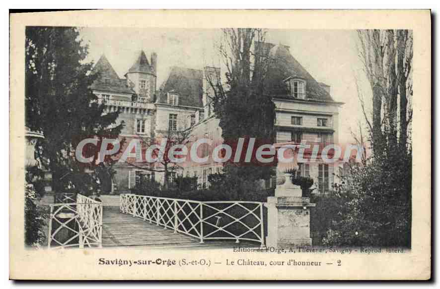 CPA Savigny sur Orge S et O le chateau cour d'honneur 