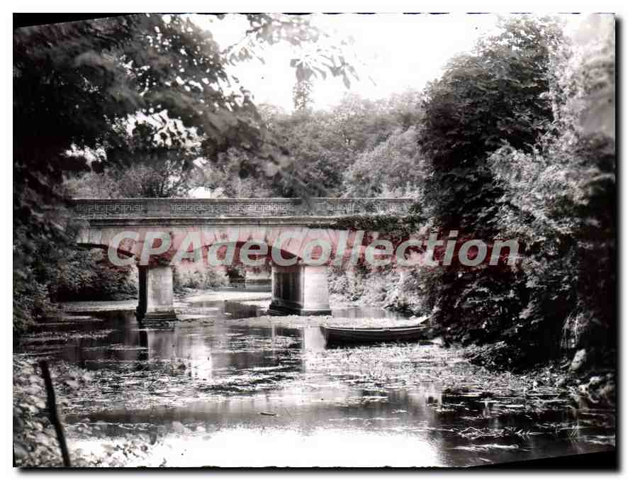CPA Brunoy S et O le Pont du Moulin vu des Iles 
