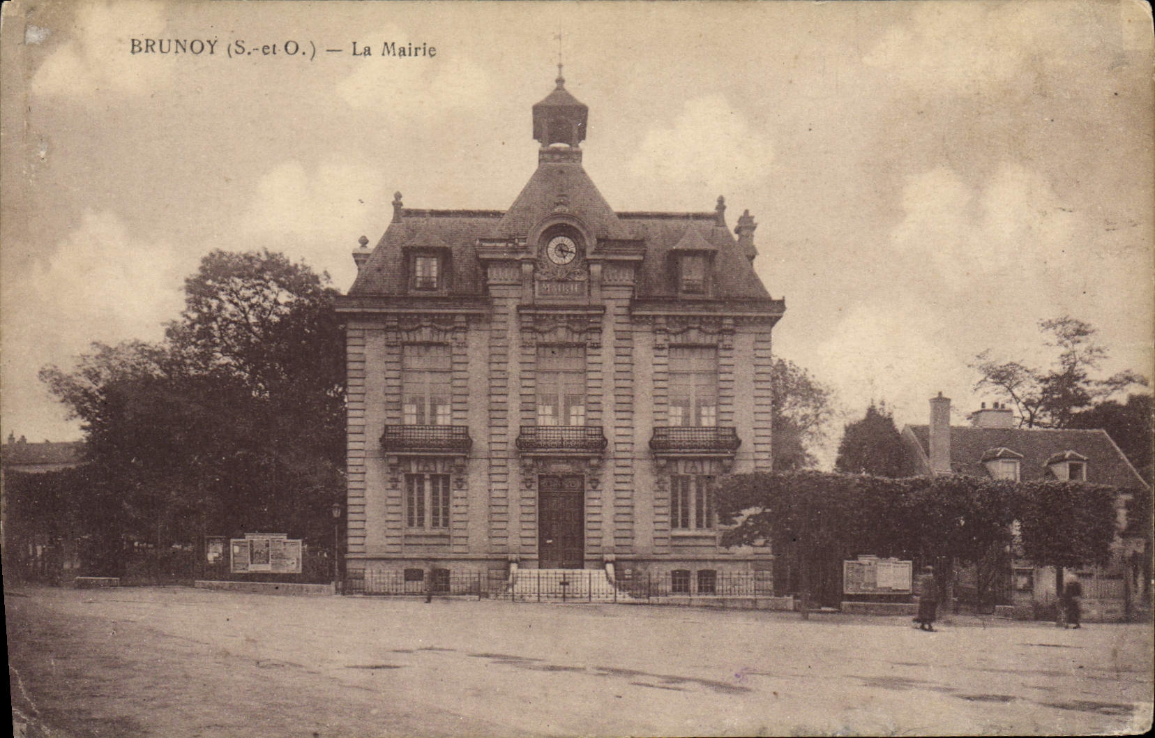 CPA Brunoy S et O la Mairie 