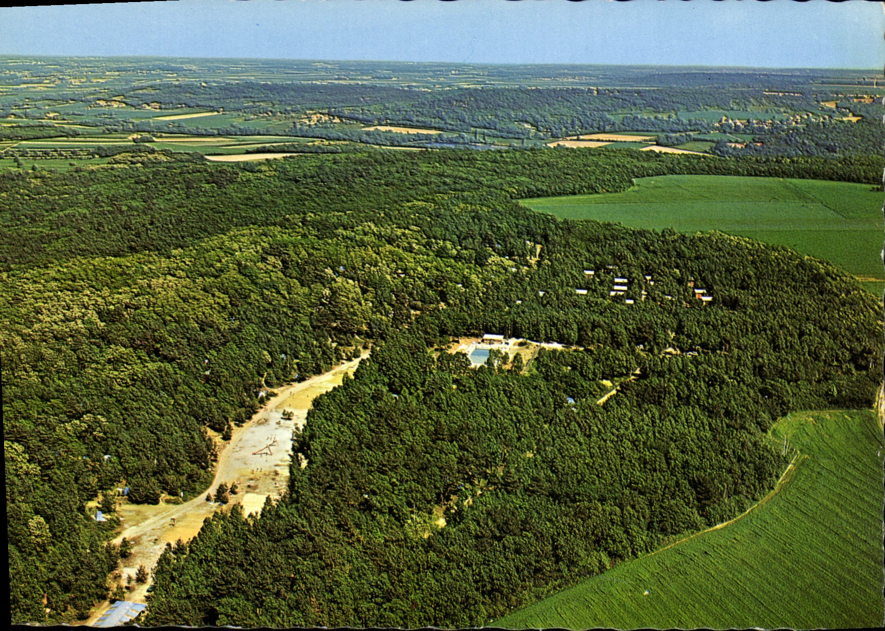 CPSM Le Centre Heliomonde de Saint Cheron Essonne 