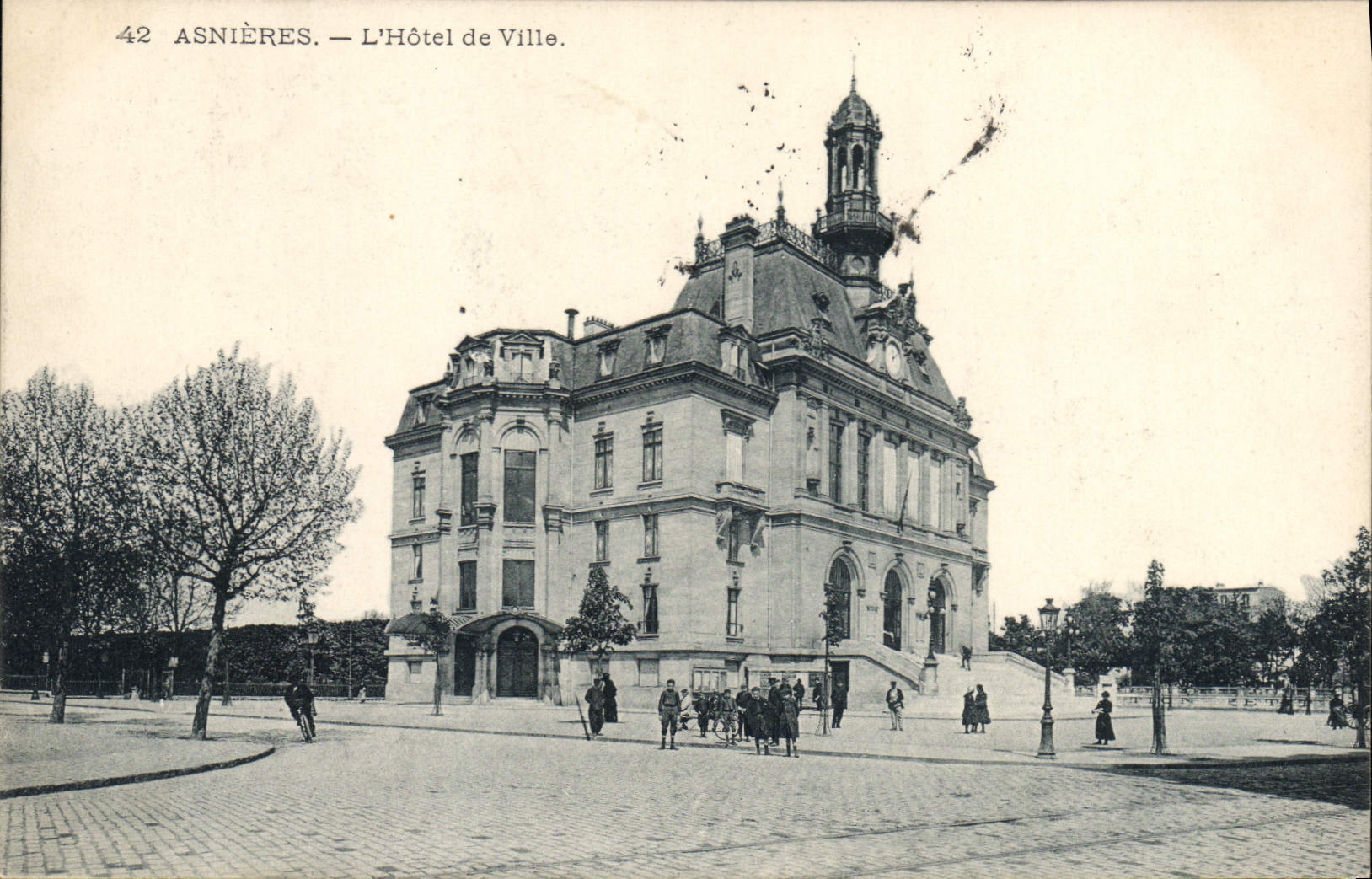 Asnières — L'Hôtel de Ville.