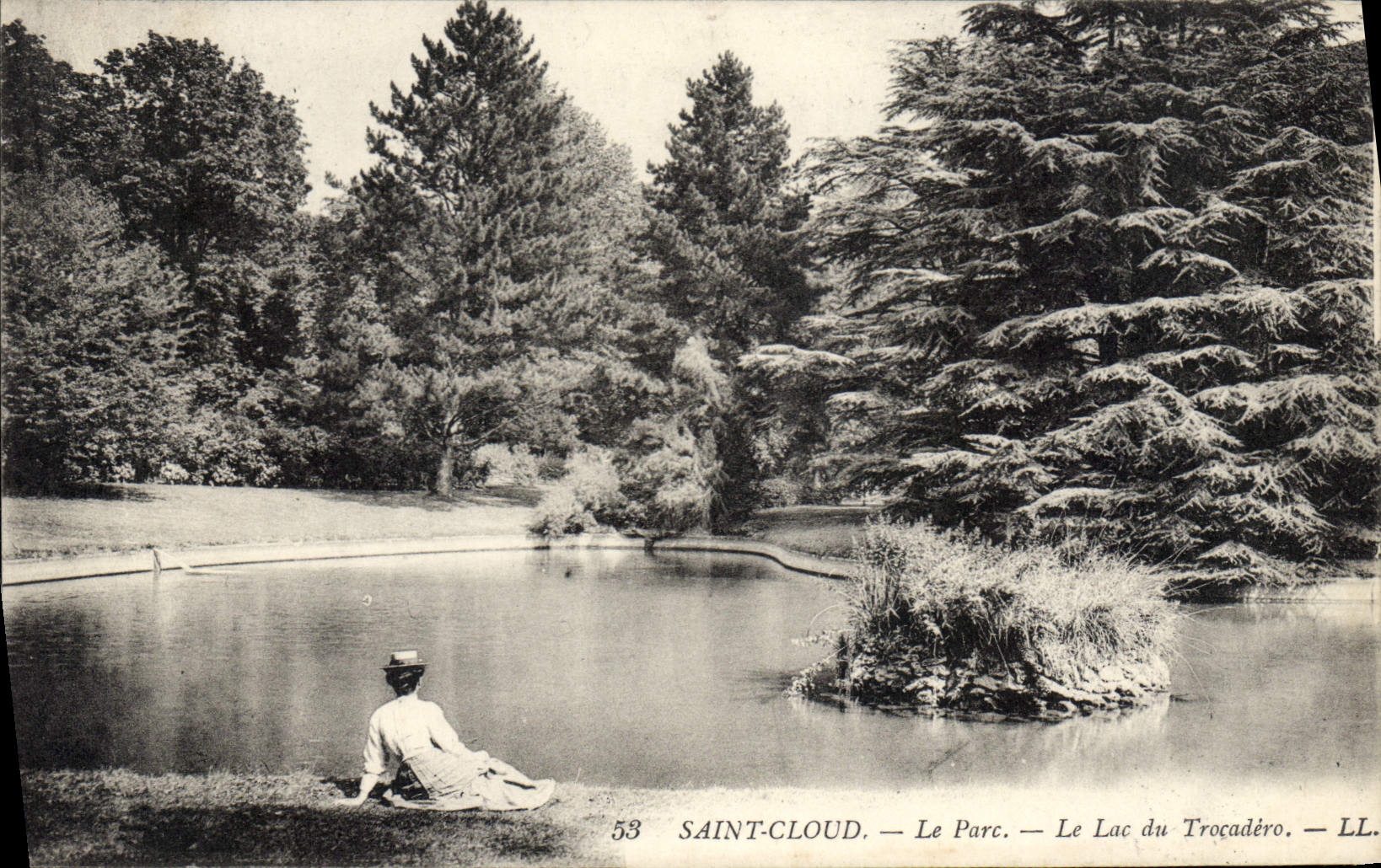 CPA Saint Cloud Le Parc Le Lac du Trocadero