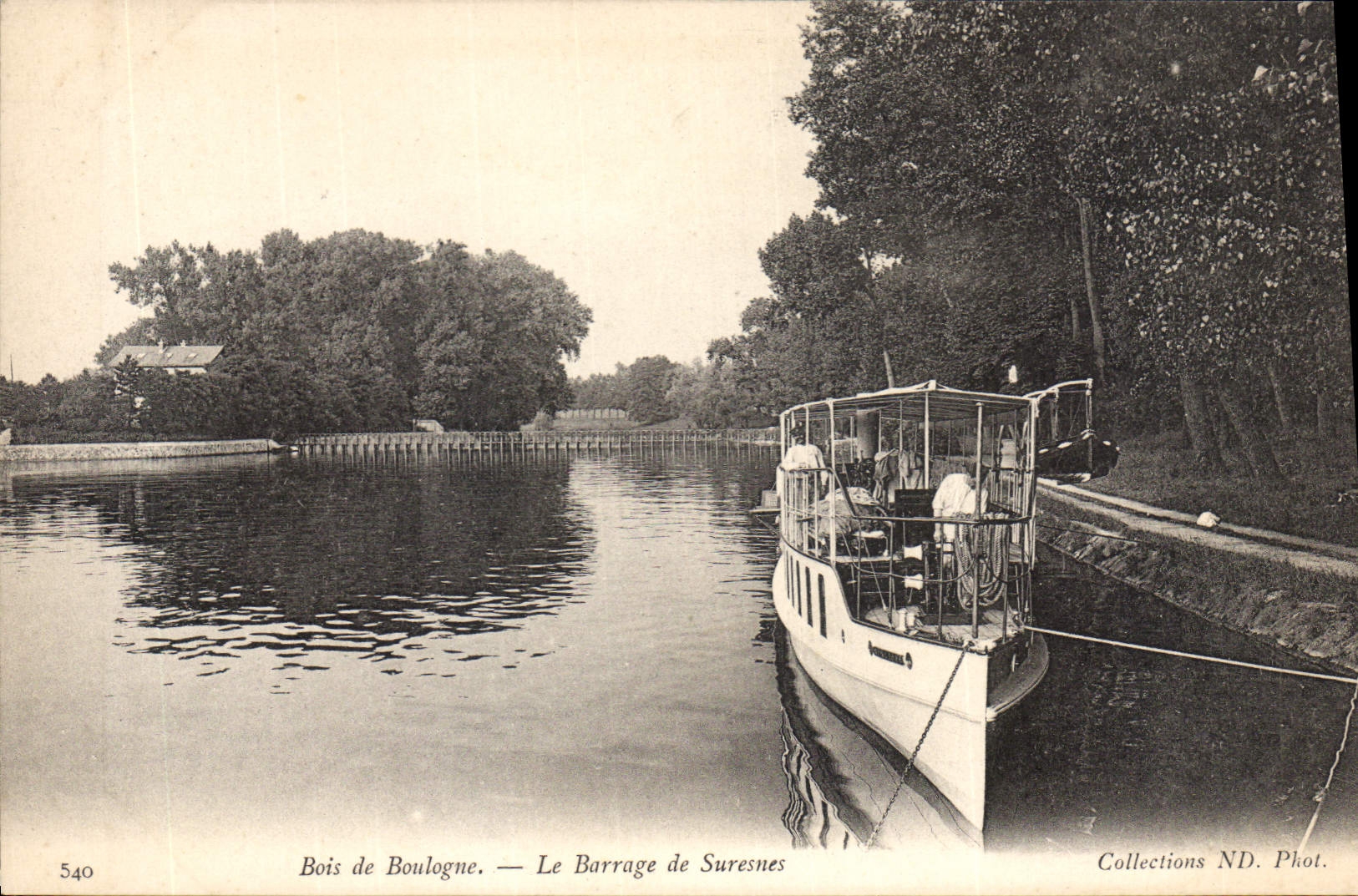 CPA Bois de Boulogne Le Barrage de Suresnes