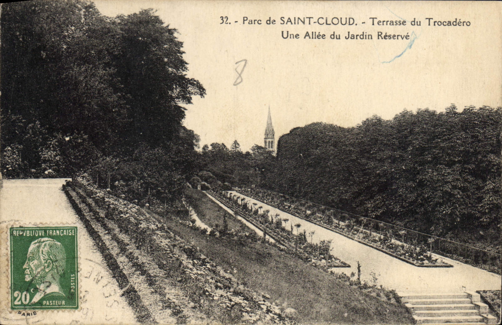 CPA Parc de Saint Cloud Terrasse du Trocadero Une Allee du Jardin Reserve