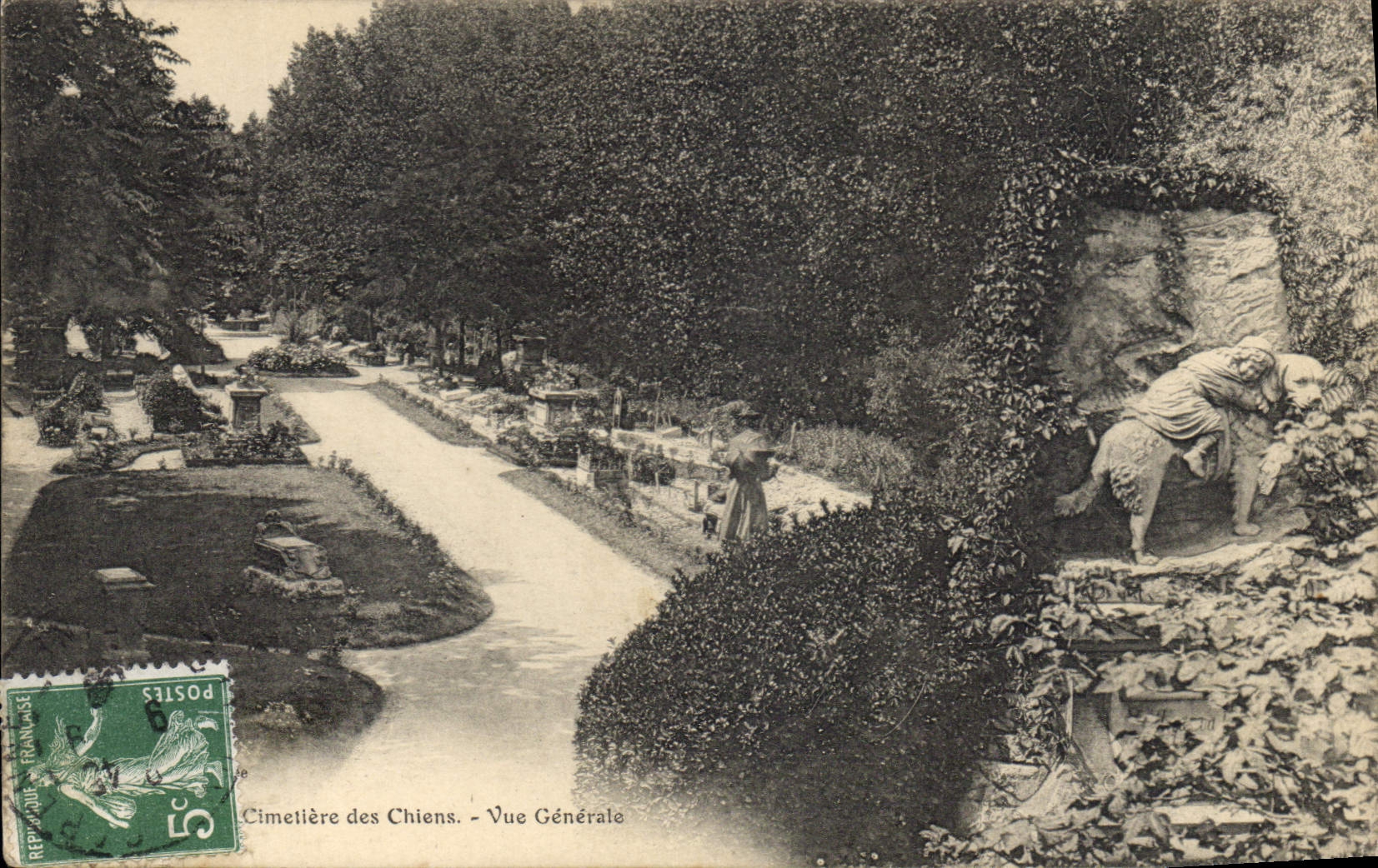 Cimetière des Chiens - Vue Générale — éditeur inconnu, n° de série non visible