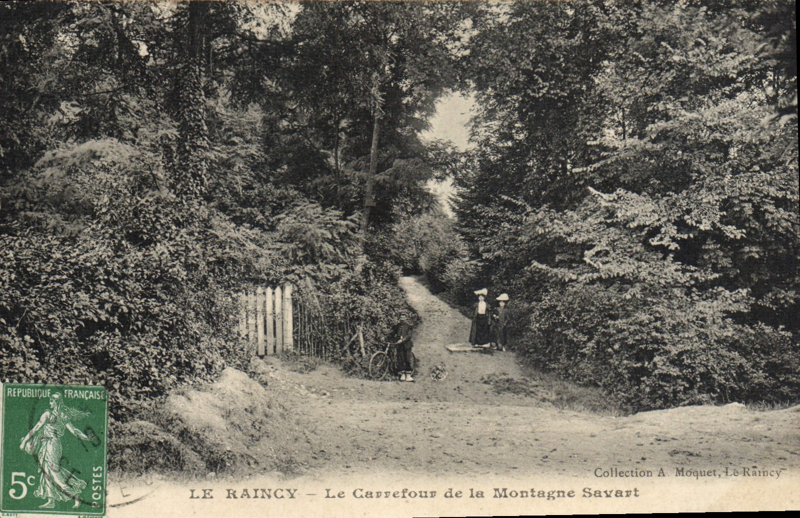 CPA Le Raincy Le Carrefour de la Montagne Savart