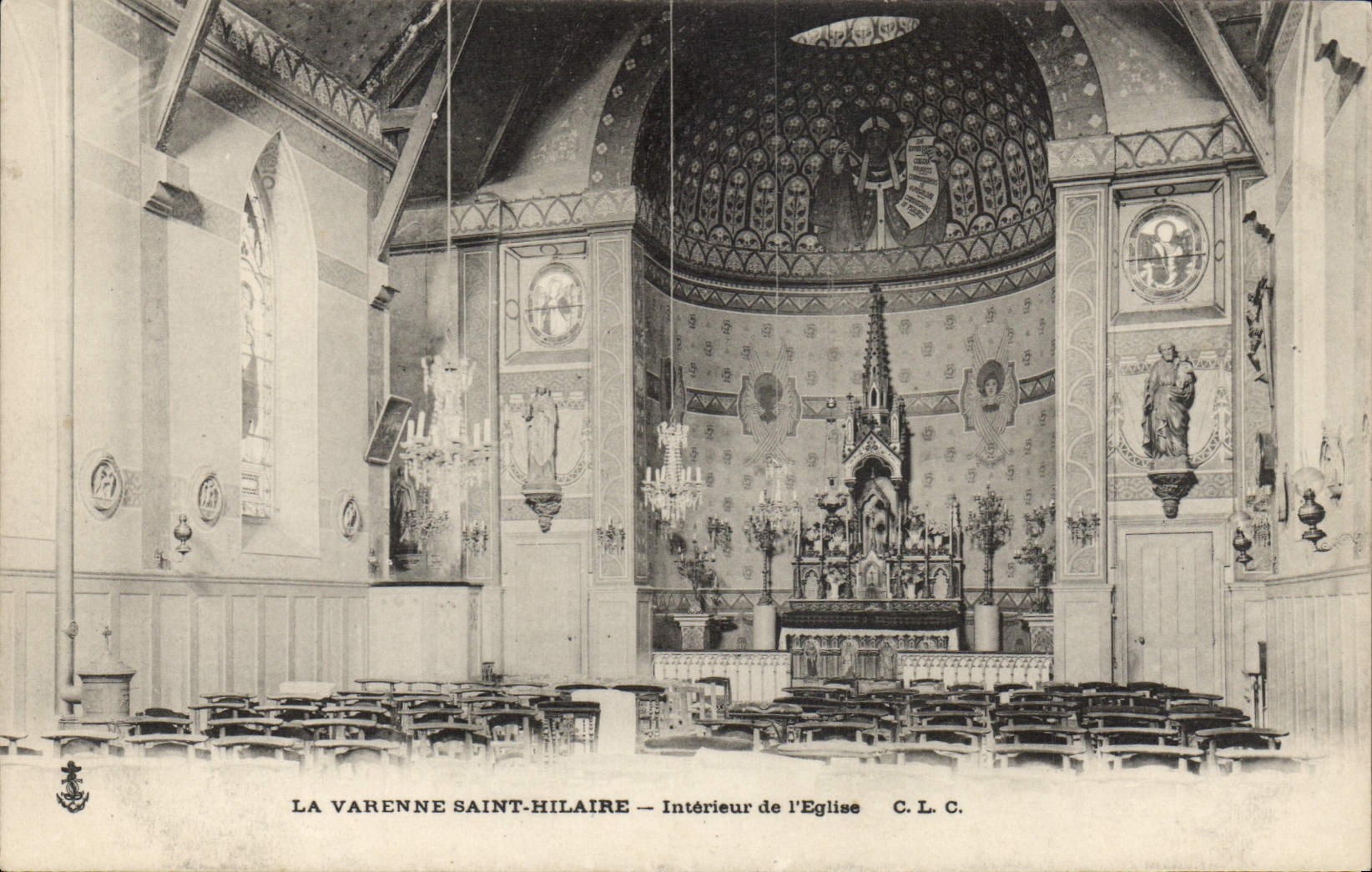La Varenne-Saint-Hilaire — Intérieur de l'Église — C. L. C.