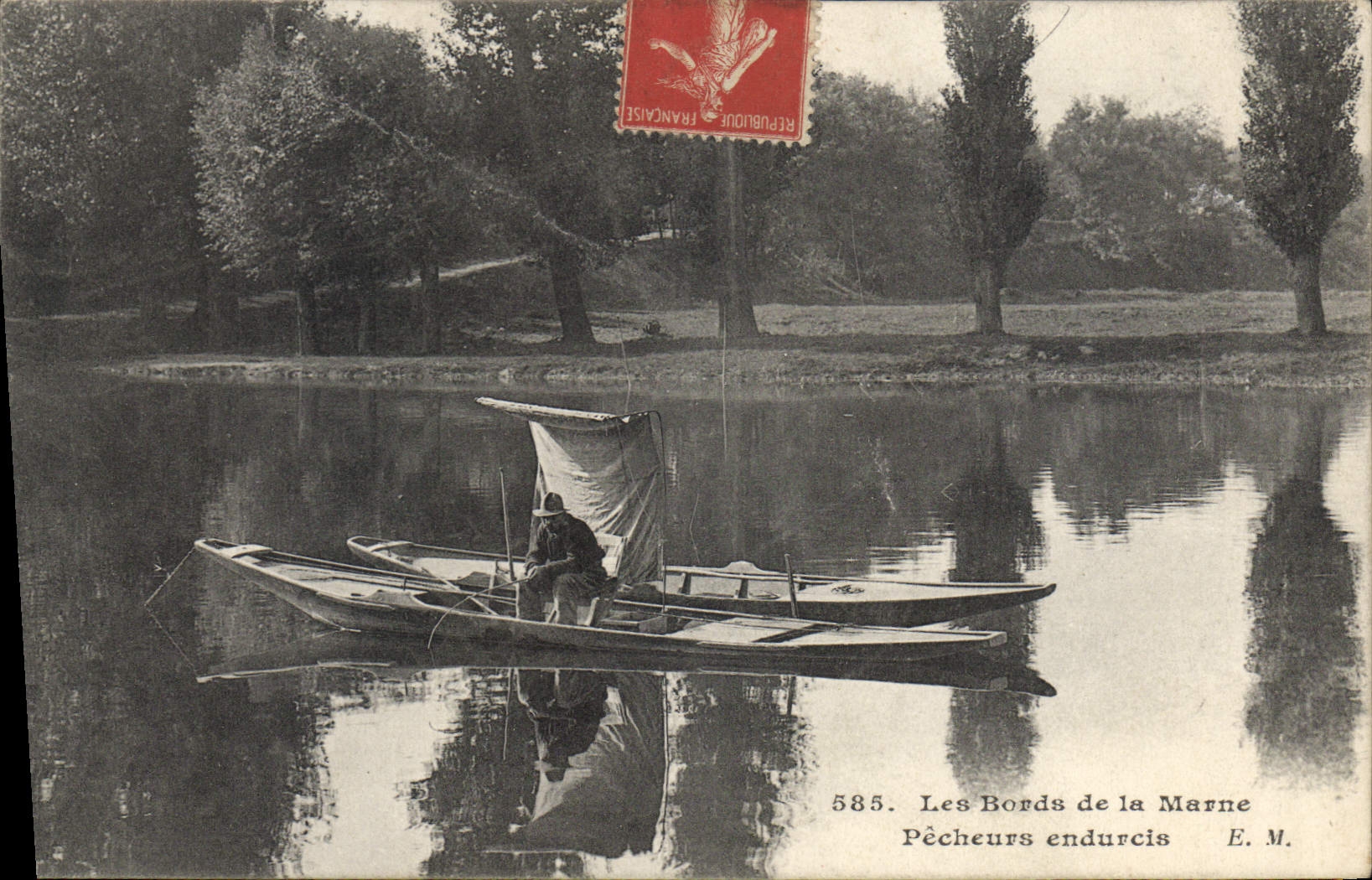 CPA Les Bords de la Marne Pecheurs endurcis