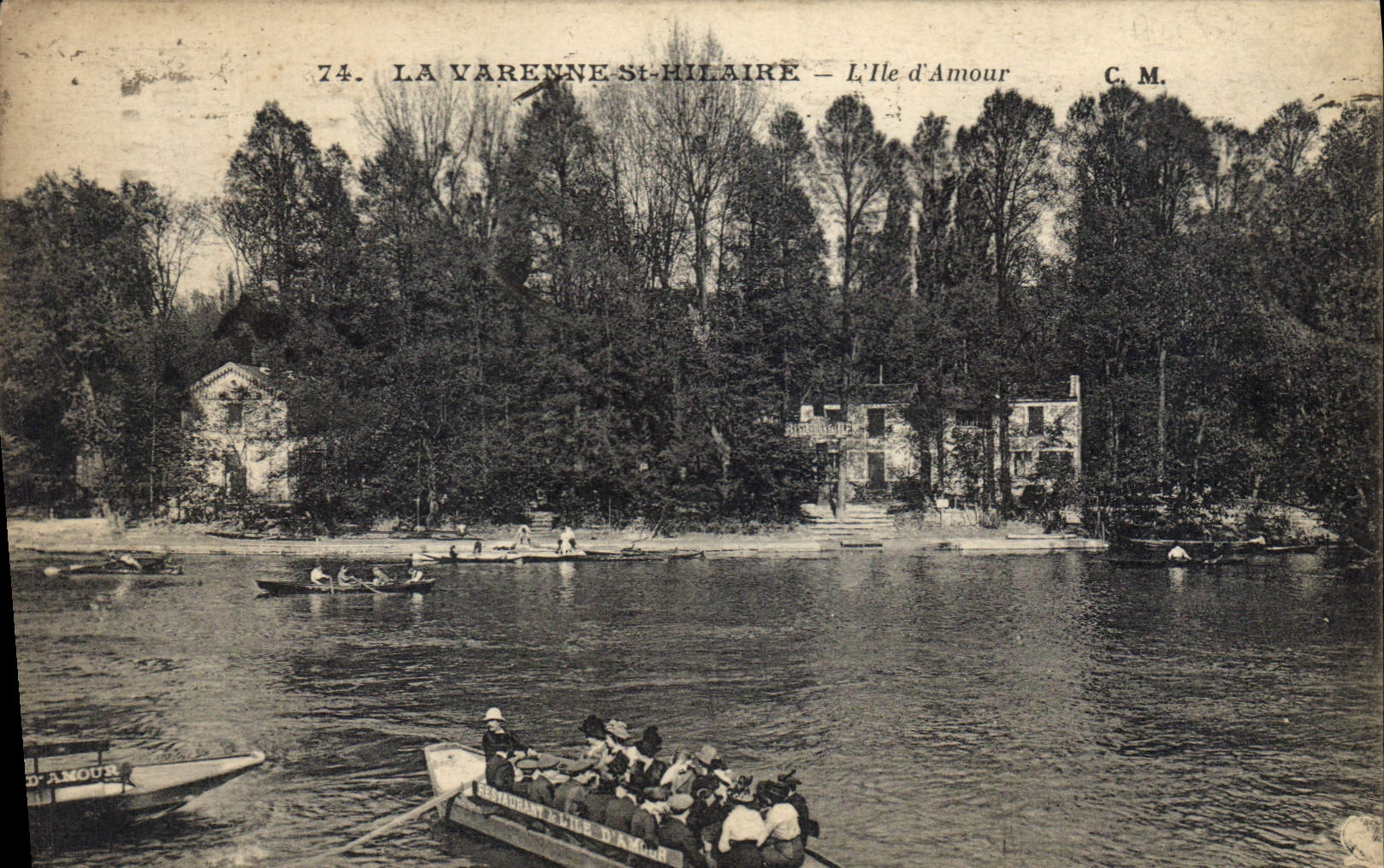 La Varenne-St-Hilaire — The Island of Love — C.M.