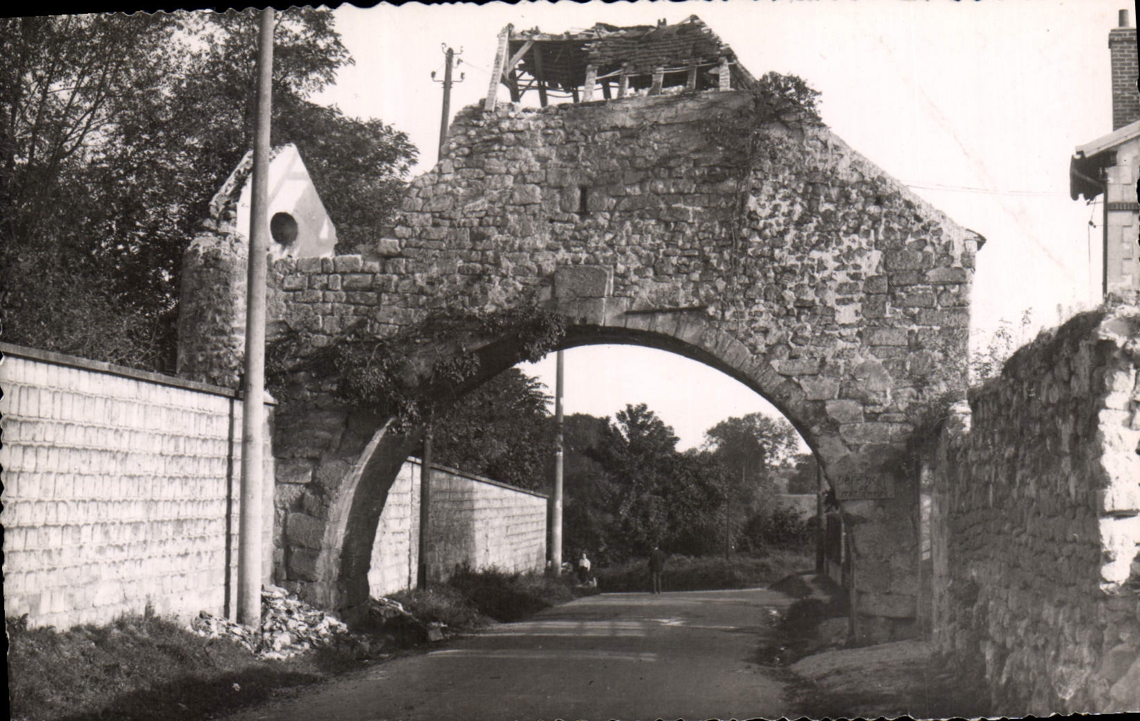 CPA St Ouen L'Aumone Le ponceau de Maubuisson