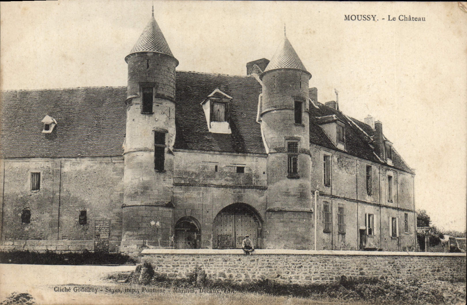CPA Moussy Le Chateau