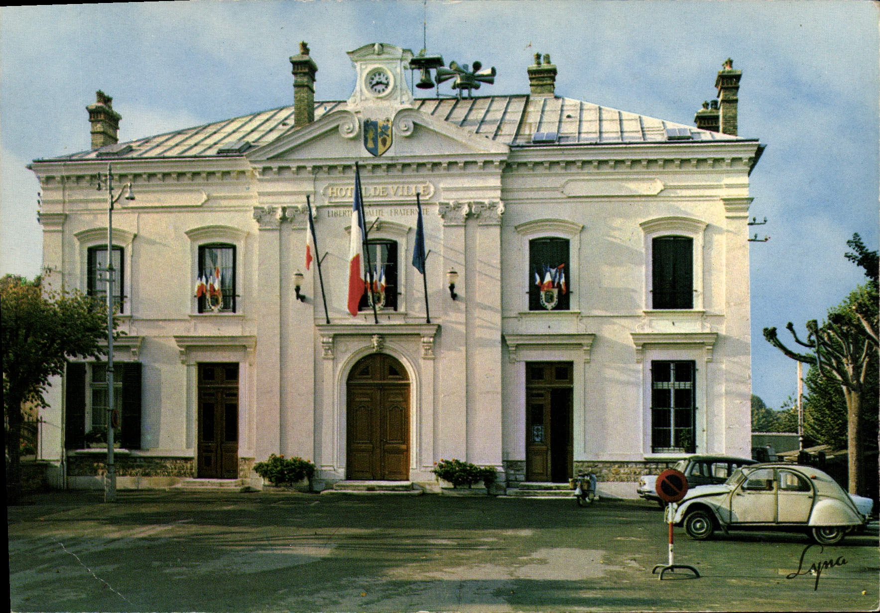 CPSM Cormeilles en Parisis L'Hotel de Ville