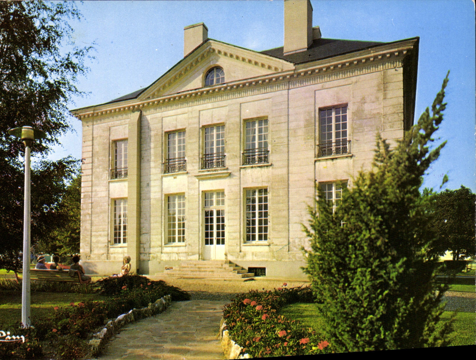 CPSM Eaubonne Hotel de Mezieres
