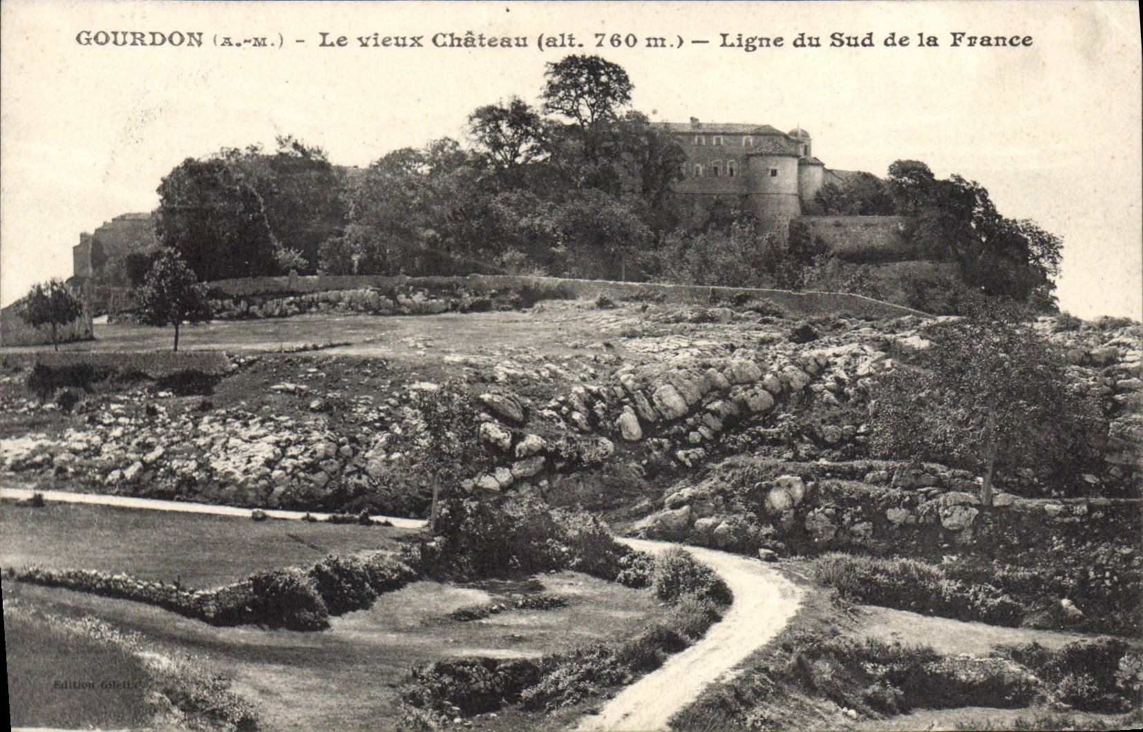 Gourdon (A.-M.) - Le vieux Château (alt. 760 m.) - Ligne du Sud de la France