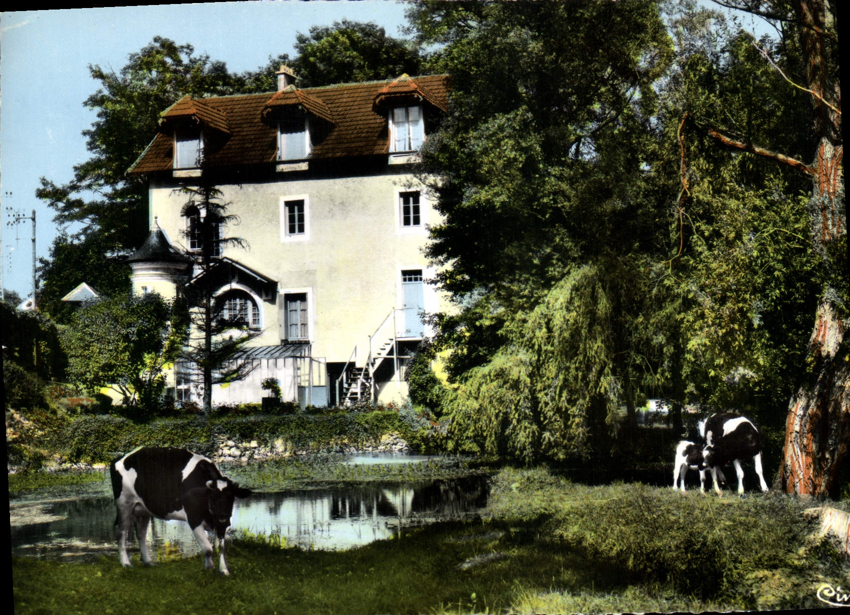 Combs-la-Ville (S.-et-M.) — Ancien Moulin de Varennes — Imp. Macon (s.-&-l.)