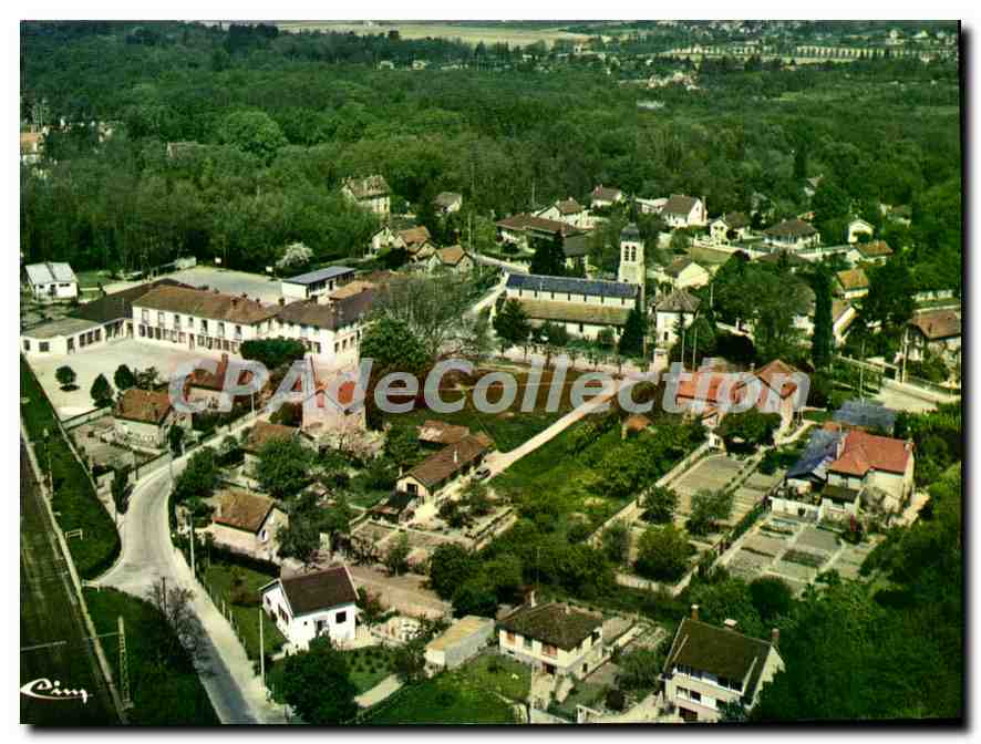 CPSM Bois le Roi Vue aerienne sur le Groupe Scolaire et l'Eglise
