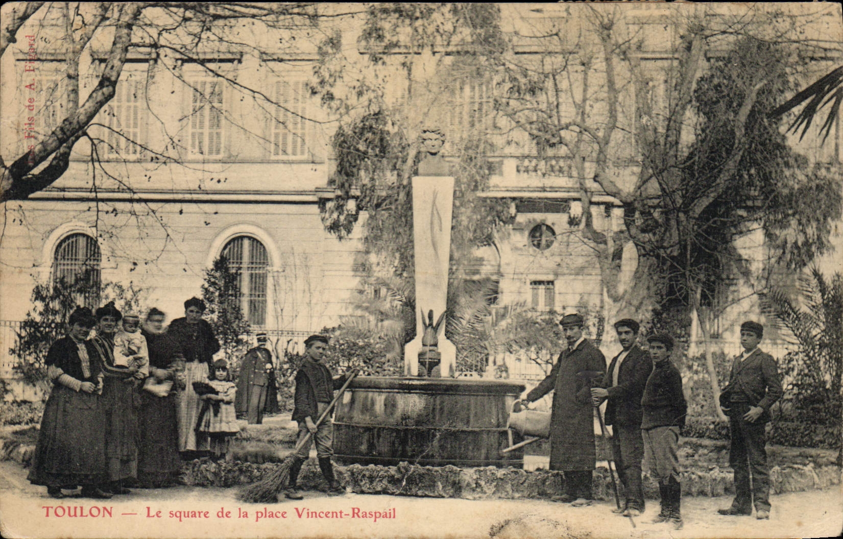 CPA Toulon Le square de la place Vincent Raspail