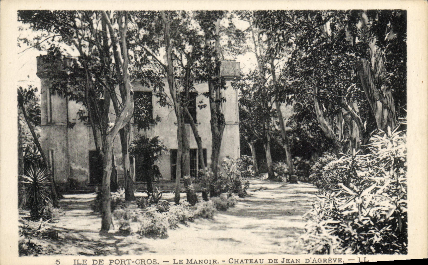 Île de Port-Cros — Le Manoir — Château de Jean d'Agrève — LL