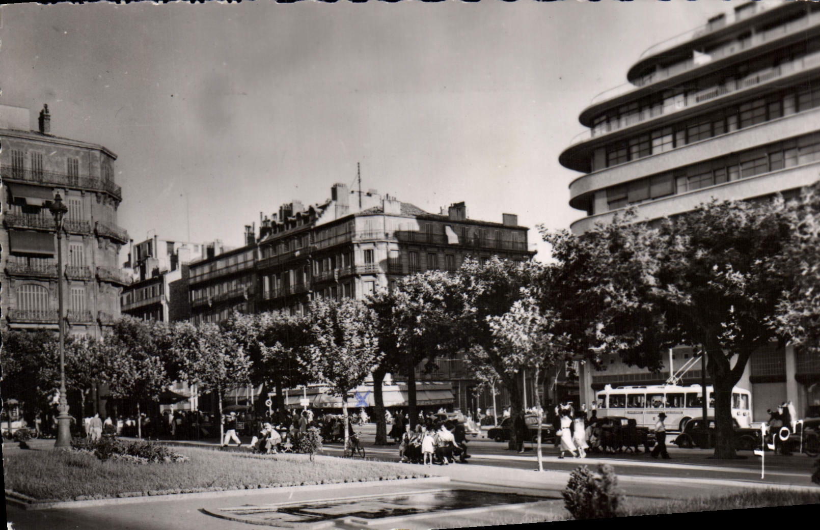 Boulevard de Strasbourg — Toulon — Éditions d'Art Marlet, n° B. 324