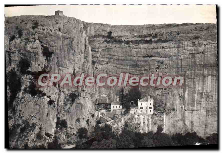 La Ste-Baume - Plan-d'Aups (Var) — Vue aérienne sur la Grotte et Chapelle du St-Pilon — Éditions Aériennes CLM, Agen