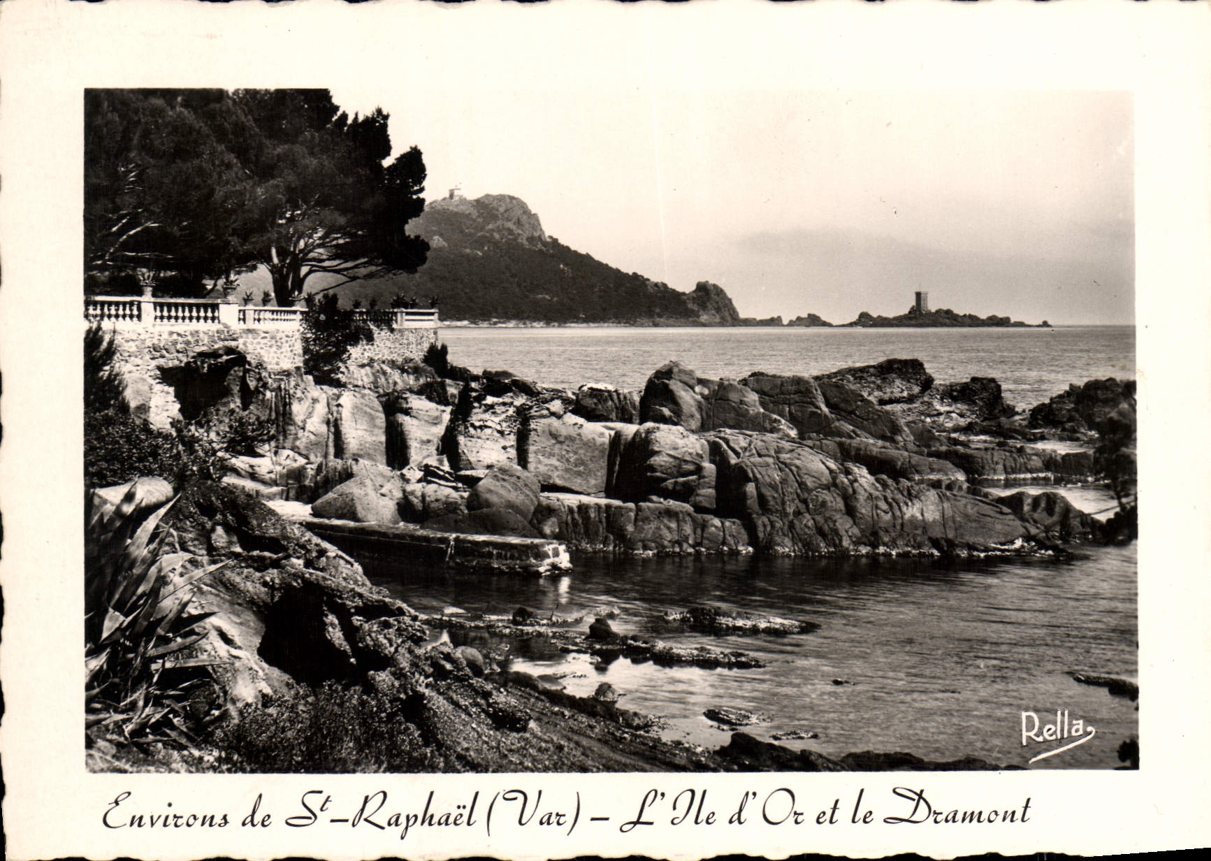 Environs de St-Raphaël (Var) — L'Île d'Or et le Dramont — Rella
