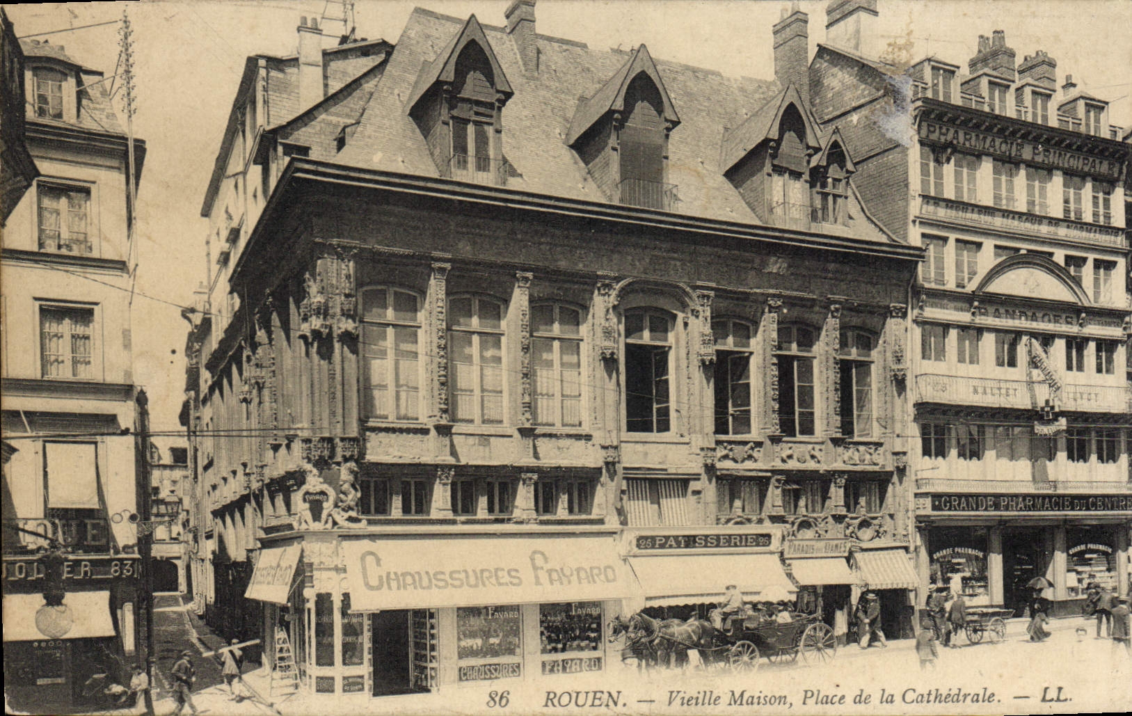 CPA Rouen Vieille maison place de la cathedrale 