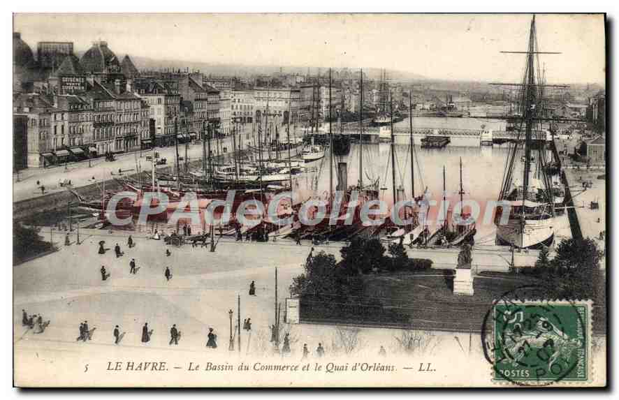 CPA Le Havre le Bassin du commerce et le Quai d'Orleans 