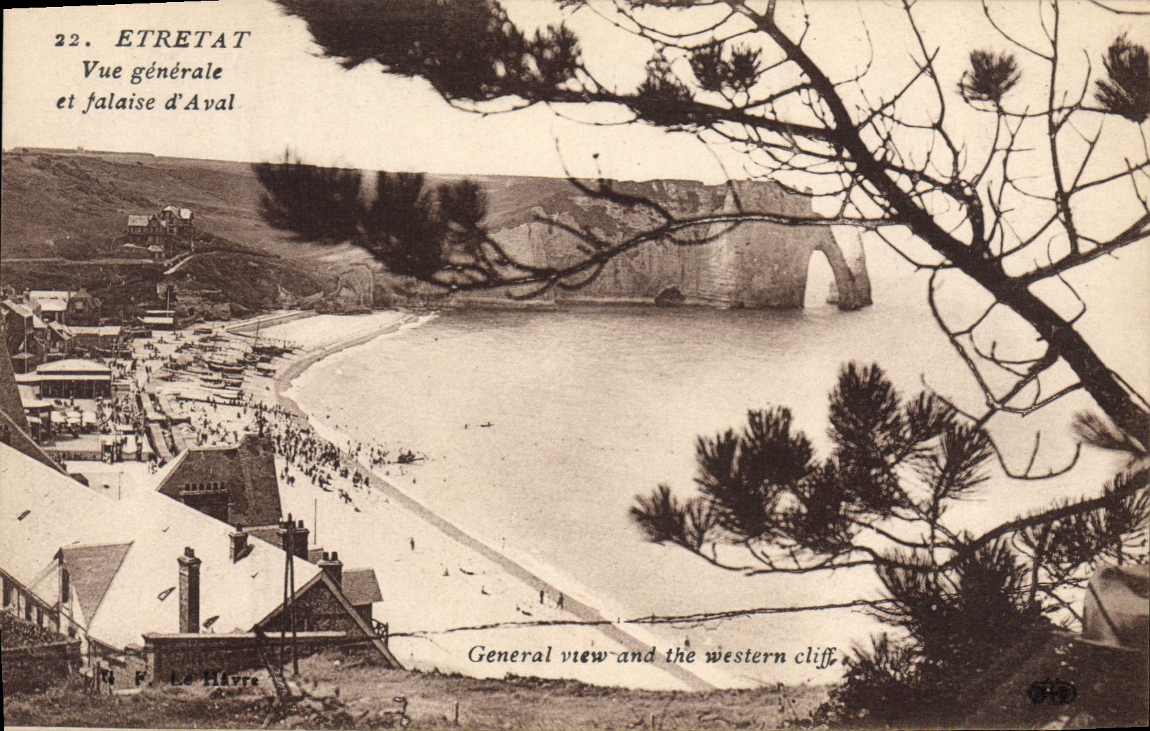 Etretat — Vue générale et falaise d'Aval — Le Havre, n°22