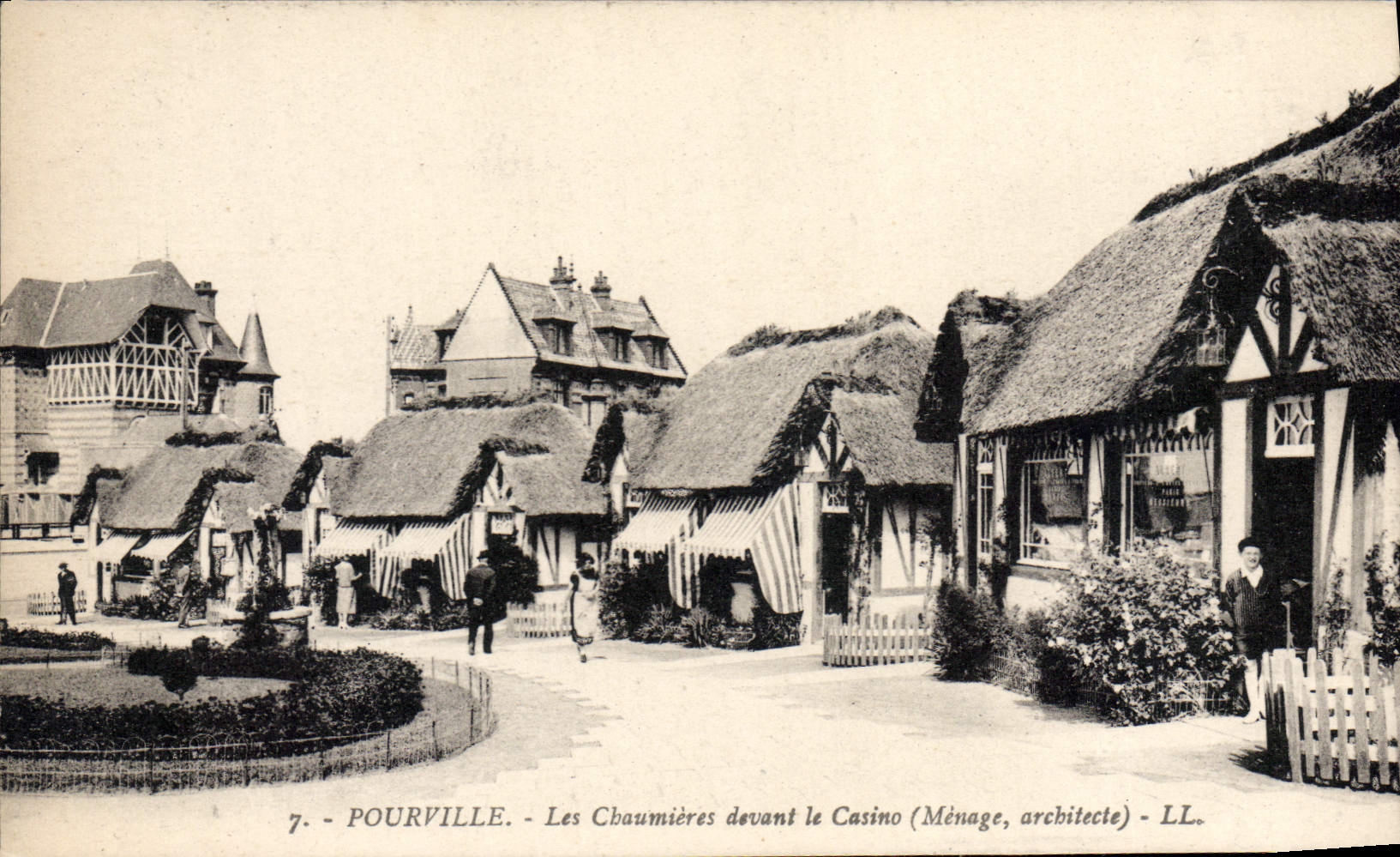 CPA Pourville Les Chaumieres devant le Casino Menage architecte 