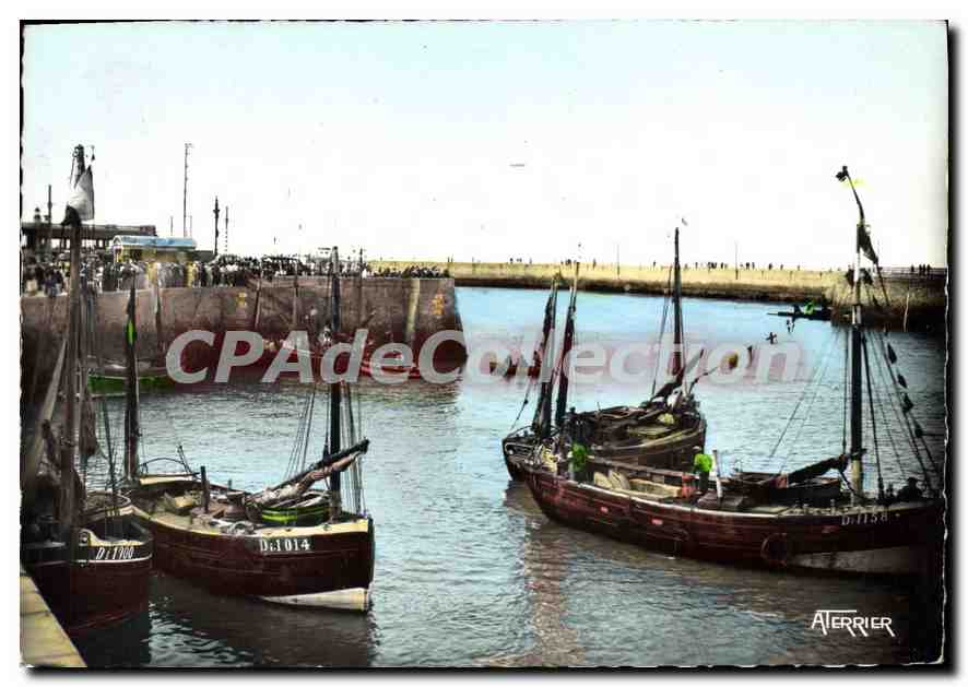 CPSM Le Treport Seine Maritime En Saison La promenade en Mer 