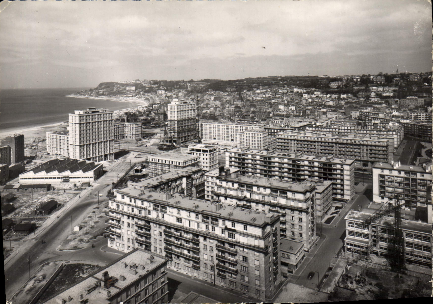 CPSM Le Havre Seine Maritime Porte Oceane et vue sur Ste Adresse 