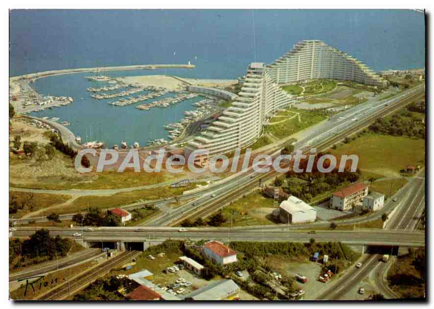 CPA La Cote d'Azur Villeneuve Loubet Vue aerienne Marina baie des Anges 