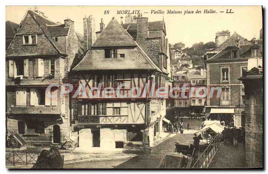 CPA Morlaix Vieilles Maisons place des Halles 