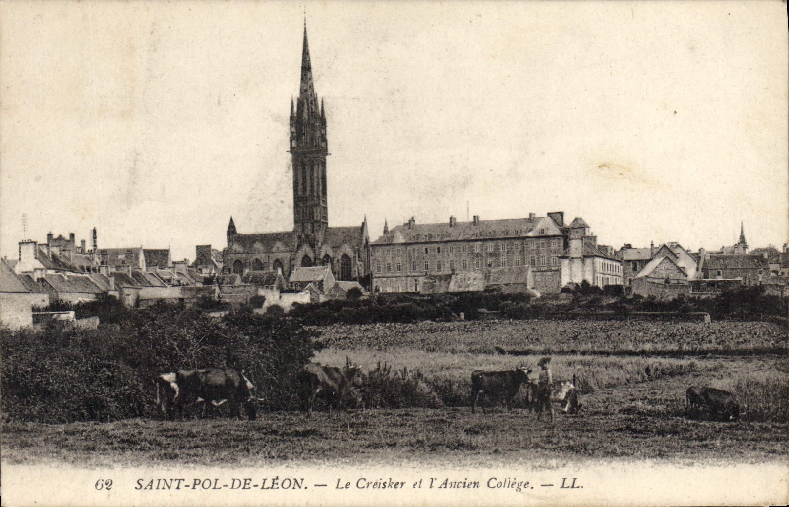 Saint-Pol-de-Léon — Le Creisker et l'Ancien Collège — LL.
