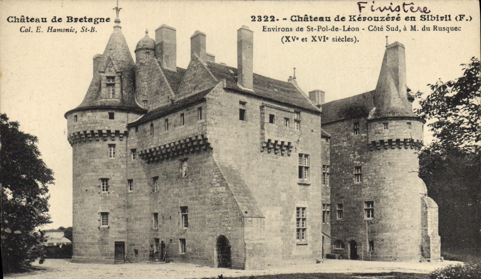 Château de Kérouzéré en Sibiril (F.) — Environs de St-Pol-de-Léon, côté sud, XVe et XVIe siècles — Col. E. Hamonic, St-B.