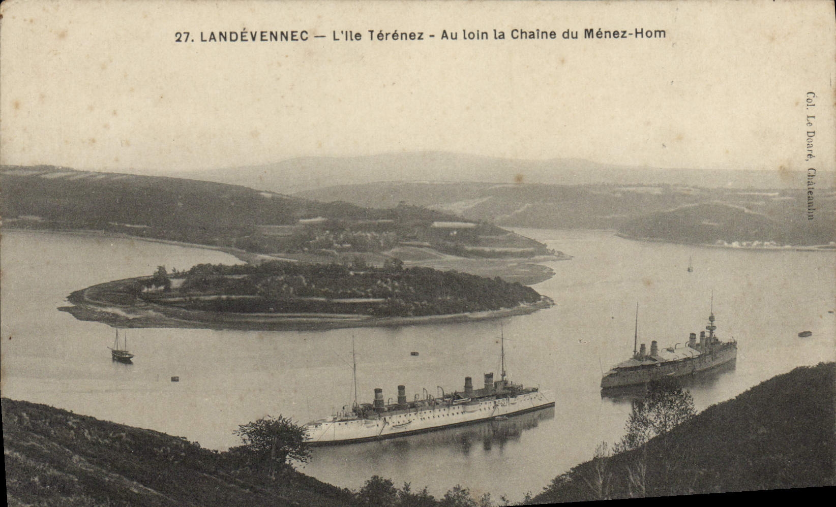 CPA Landevennec l'Ile Terenez au loin la chaine du Menez Hom 