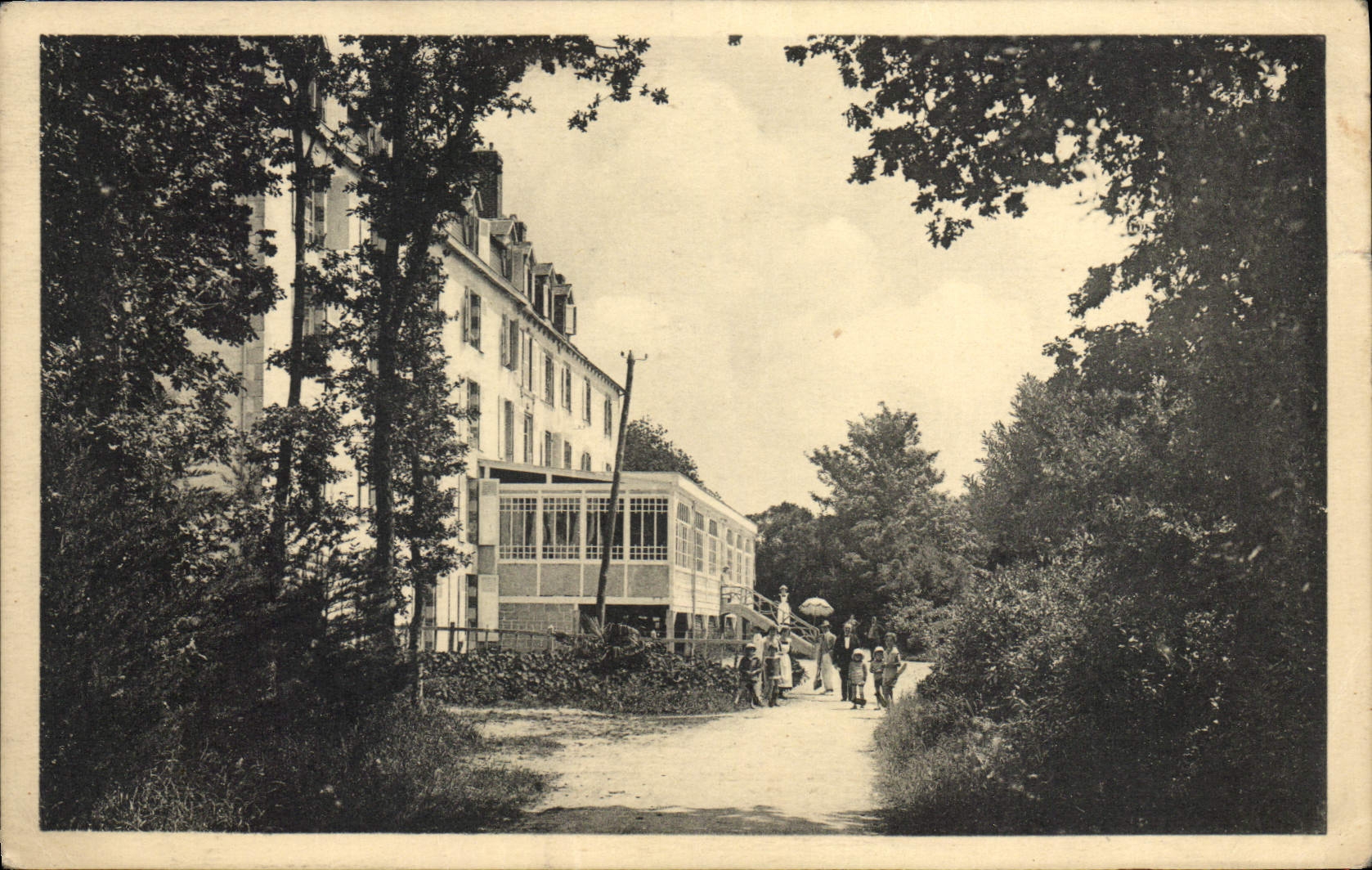 CPA Benodet entree de l'hotel Kermoor 