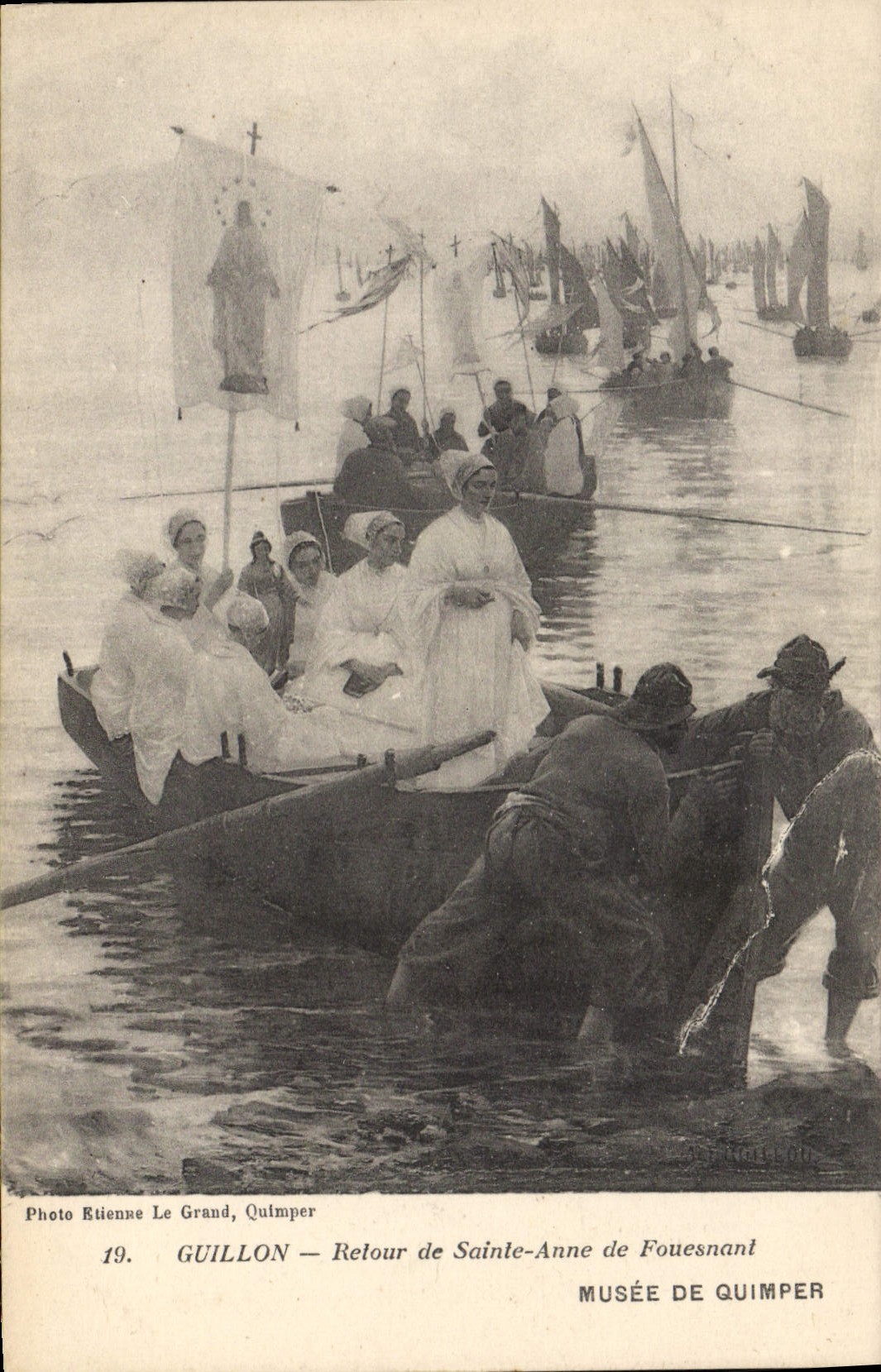 CPA Guillon retour de Sainte Anne de Fouesnant Musee de Quimper 